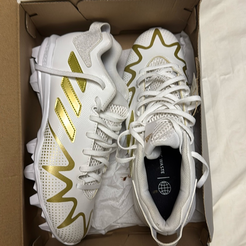 NEW Adidas Freak Spark Mid "White/Metallic Gold" Men's Football Cleats